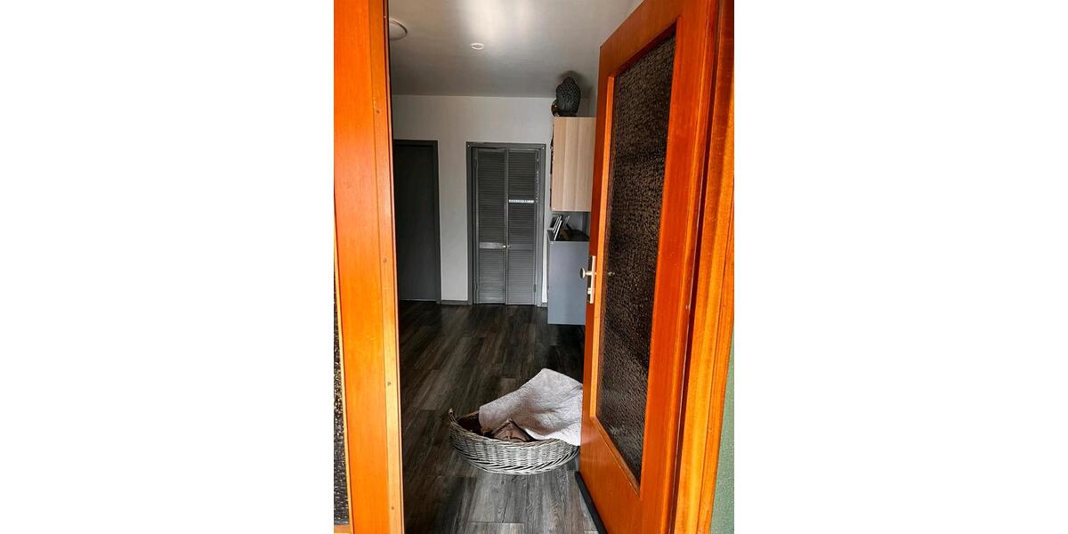 Etagenwohnung Bausendorf - 3 Zimmer, 130 m&sup2;, 189.000&euro; | Angebot:26863939