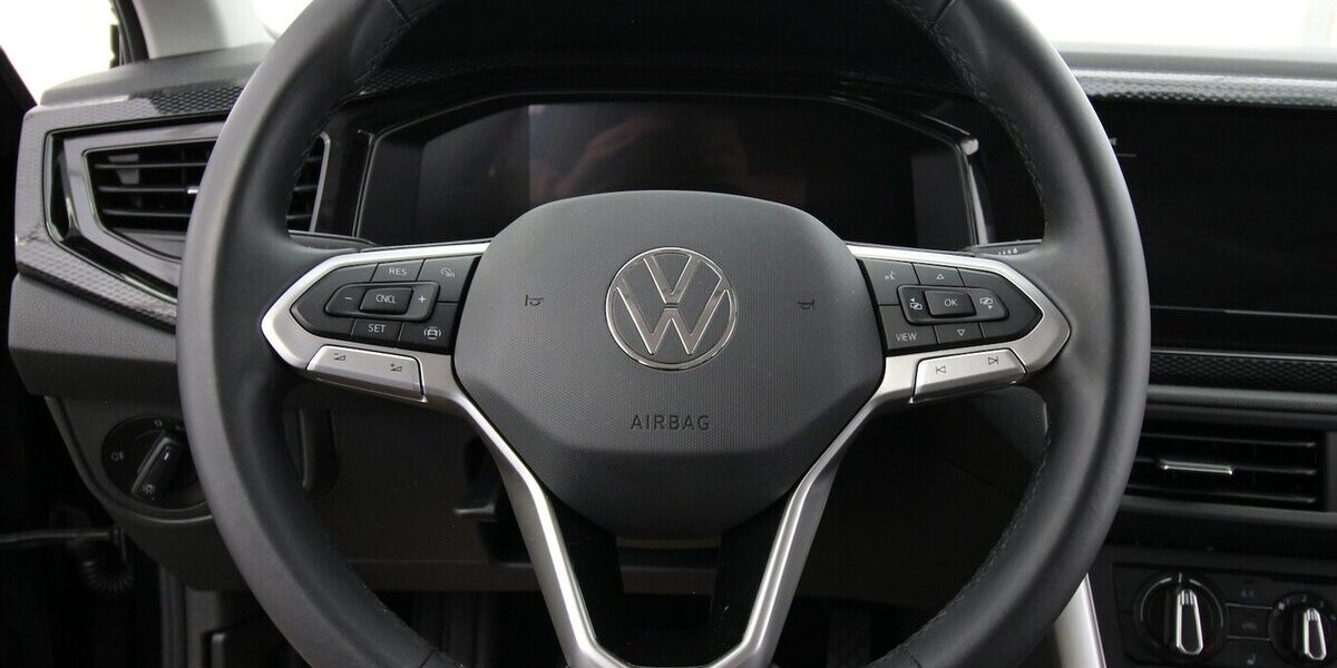 VW Taigo TSI Life LED+SITZHEIZUNG+KLIMA+ALU 37.204 km 16.990 &euro; Hagenow 19230