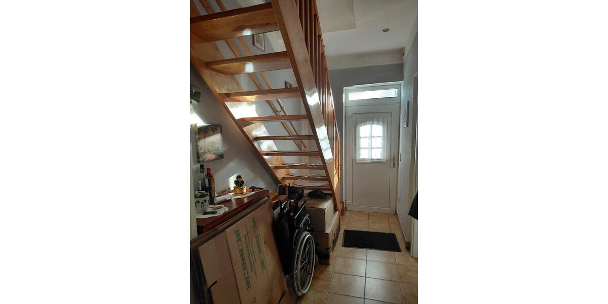 Bauernhaushälfte ca. 90m2 ab April zu vermieten 3 zimmer