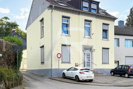 Renovierte 2-Zimmer-Mietwohnung mit Gartenmitnutzung in begehrter Lage von Stolberg-Mausbach! zimmer