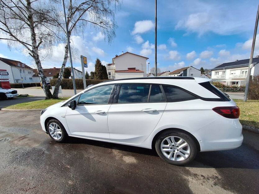 Opel Astra 71.000 km 18.880 € Hohenstein 65329