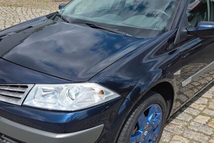Renault Megane 143.000 km 1.690 &euro; Braunschweig 38112