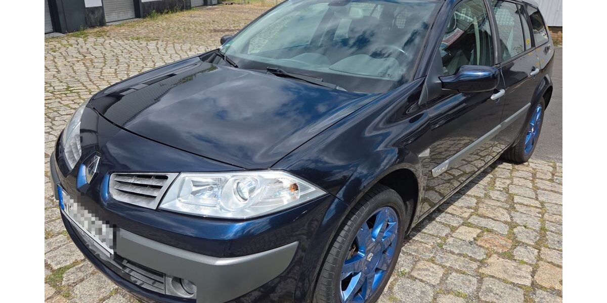 Renault Megane 143.000 km 1.690 &euro; Braunschweig 38112