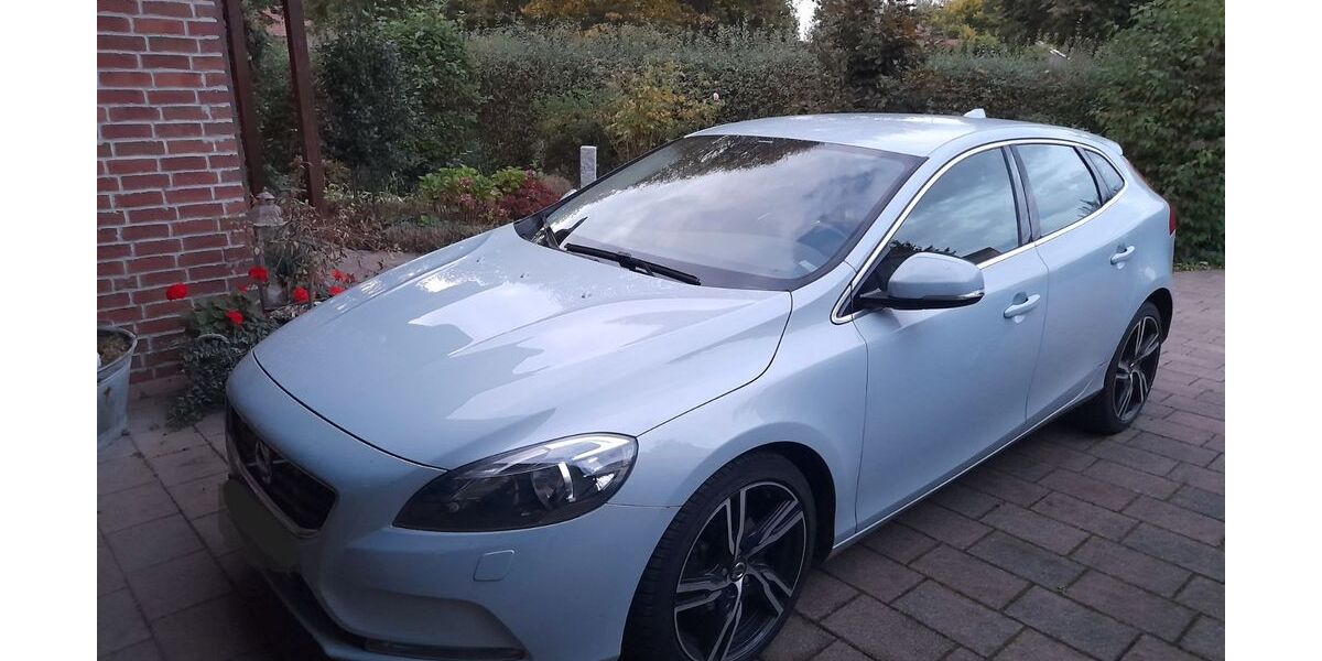 Volvo V40 154.000 km 9.500 &euro; Lichtenau 33165