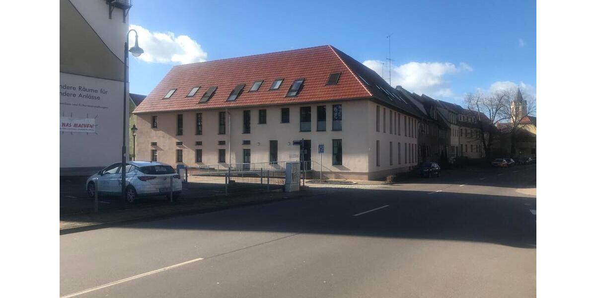 Helle 3-Raumwohnung mit gemeinschaftl. Garten in der Nähe der Mul 3 zimmer