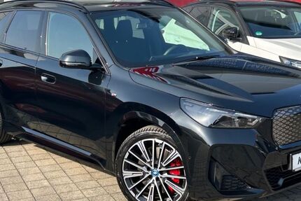 BMW iX1 9.750 km 52.250 € Hamm 59063