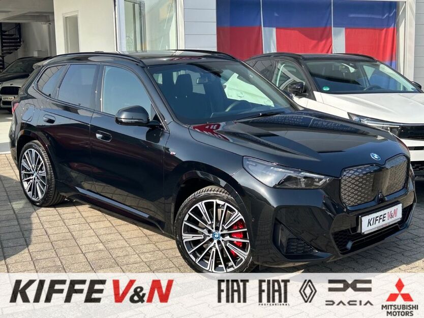BMW iX1 9.750 km 52.250 € Hamm 59063
