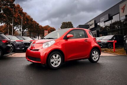 Toyota IQ 18.000 km 8.990 € Solingen 42659