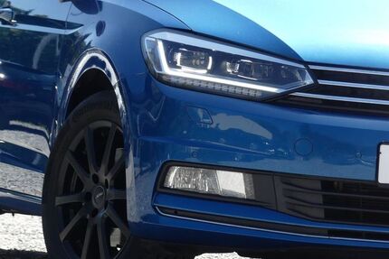 VW Touran 44.100 km 17.950 € Regensburg 93059