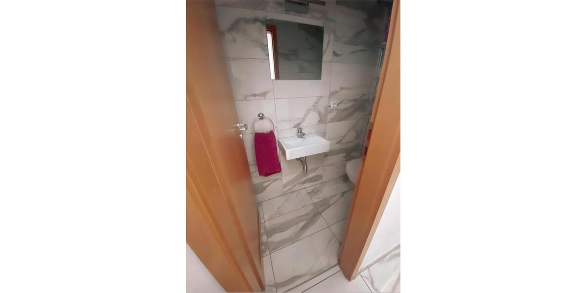 Gepflegte Erdgeschosswohnung mit BalkonTerrasse und Gartenanteil 3 zimmer