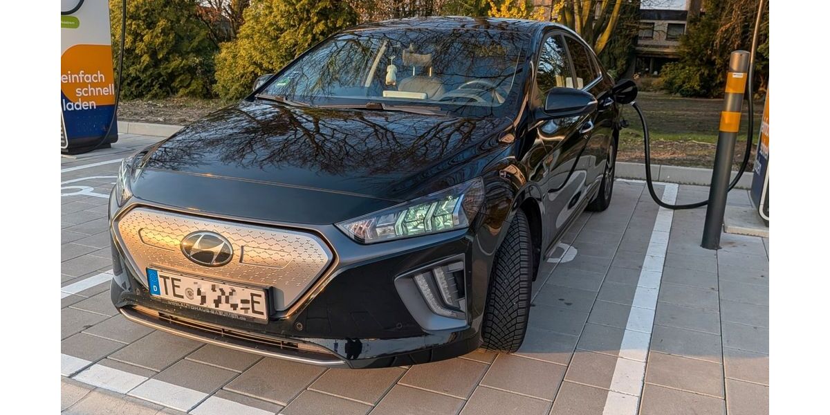Hyundai IONIQ 55.000 km 14.900 &euro; Ibbenbüren 49477