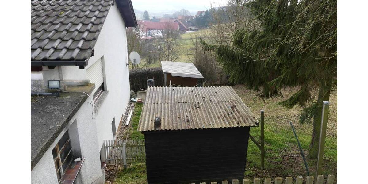 Etagenwohnung Schrecksbach Röllshausen - 4 Zimmer, 103 m&sup2;, 63.000&euro; | Angebot:25685481