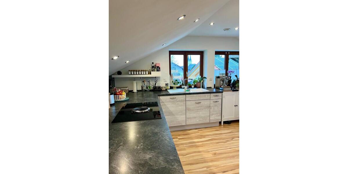 Dachgeschoßwohnung Tuntenhausen - 2 Zimmer, 71 m&sup2;, 1.050&euro; | Angebot:26394283