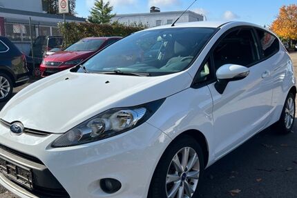 Ford Fiesta 91.780 km 3.290 € Neu-Ulm 89231