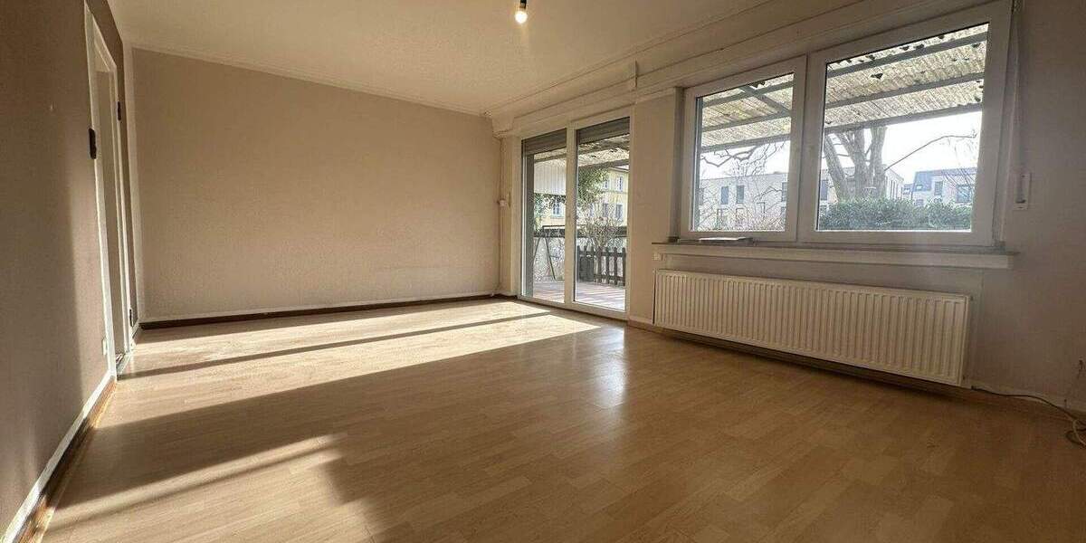 Etagenwohnung Mönchengladbach Stadtmitte - 4 Zimmer, 85 m&sup2;, 950&euro; | Angebot:24823597
