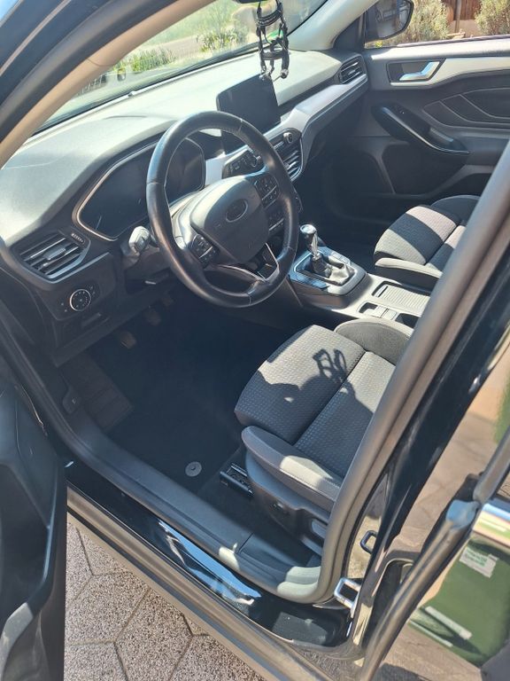 Ford Focus 190.000 km 7.699 € Bad Kötzting 93444