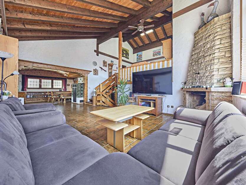 Haus zum Kaufen in Adelshofen 749.500 € 228 m²