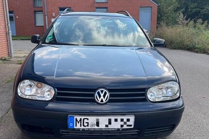 VW Golf