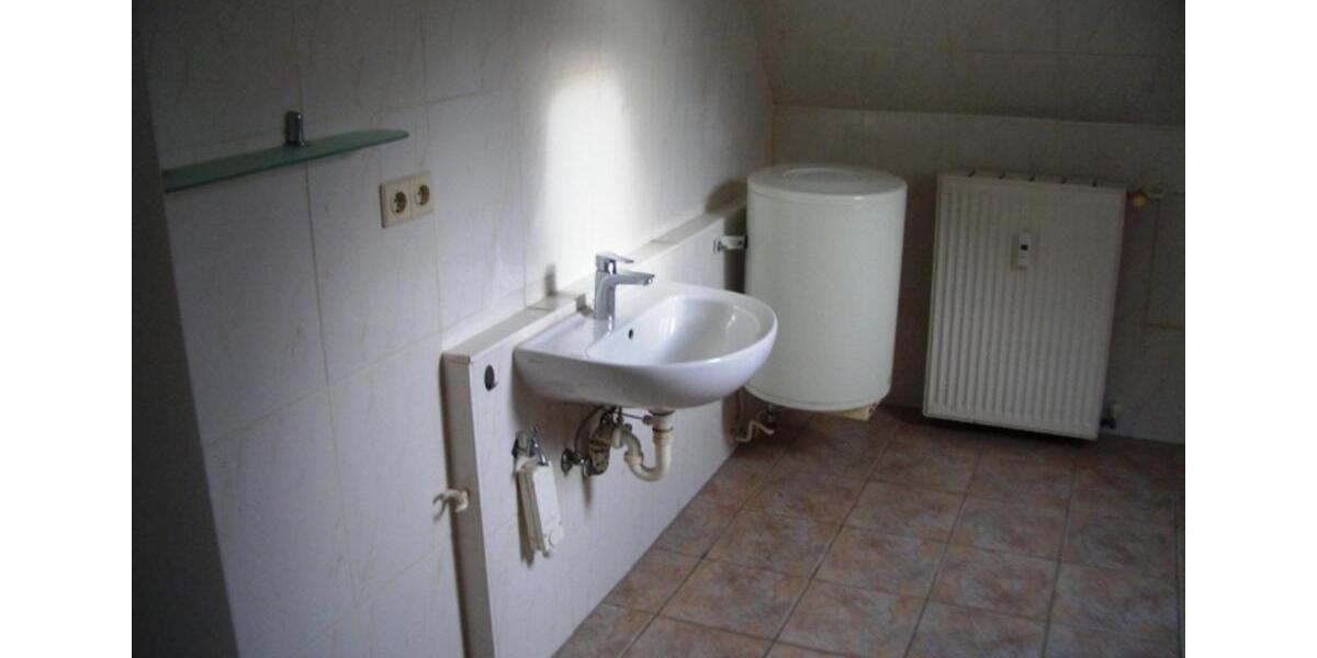 Dachgeschoßwohnung Lübz - 3 Zimmer, 83 m&sup2;, 549&euro; | Angebot:23543814