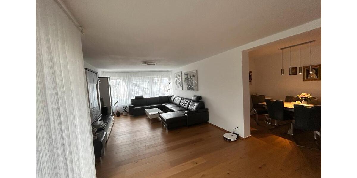 Etagenwohnung Siegen - 3 Zimmer, 100 m&sup2;, 1.230&euro; | Angebot:26413924