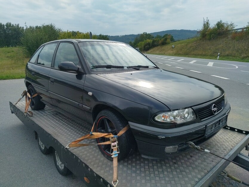 Opel Astra F CC 316.000 km 1.750 € Kamenz 01917