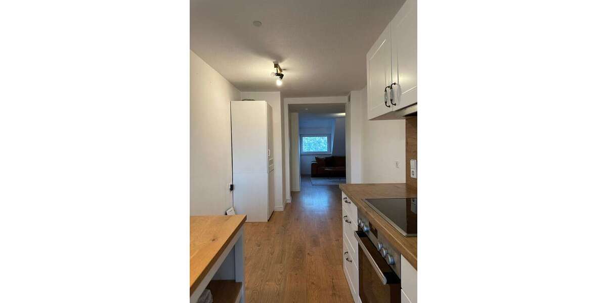 3-Zimmer-Wohnung mit Einbauküche und Balkon - 3- Stuttgart Zuffenhausen | Angebot:26847412