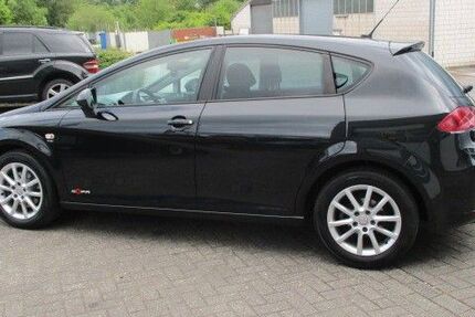 Seat Leon 149.100 km 4.590 &euro; Paderborn 33106