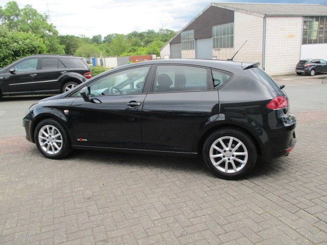Seat Leon 149.100 km 4.590 &euro; Paderborn 33106