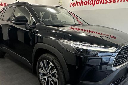 Toyota Corolla Cross 12.691 km 29.990 &euro; Friesoythe 26169
