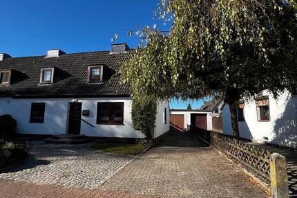 Befristete Vermietung max 2 Jahre: Doppelhaushälfte ruhige Lage 4 zimmer