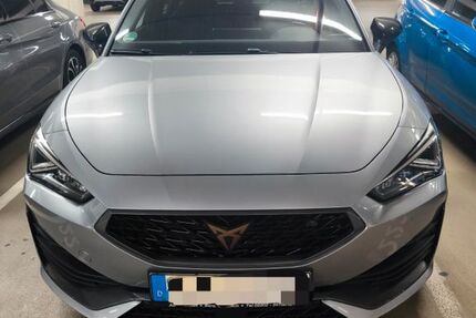 Cupra Leon 47.000 km 25.999 &euro; Köln 50825
