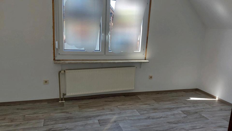 Einfamilienhaus Hohenroth - 280.000&euro; | Angebot:26750593