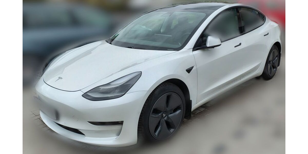 Tesla Model 3 57.560 km 26.500 &euro; Rotenburg an der Fulda 36199