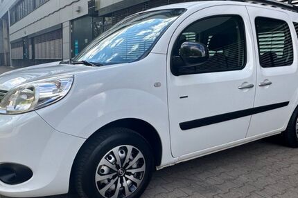 Renault Kangoo 76.885 km 11.890 &euro; Berlin 13353
