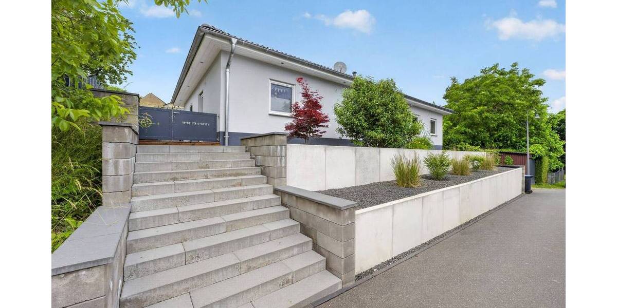 Bungalow Bekond - 4 Zimmer, 130 m&sup2;, 579.000&euro; | Angebot:26902270