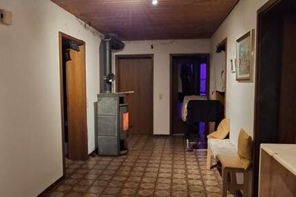 Haus Plattling - 5 Zimmer, 145 m&sup2;, 800&euro; | Angebot:26395370