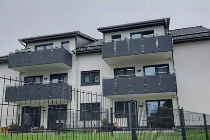 Neuwertige 3-Raum-Wohnung im Zentrum von Bergen auf Rügen zu vermieten 3 zimmer