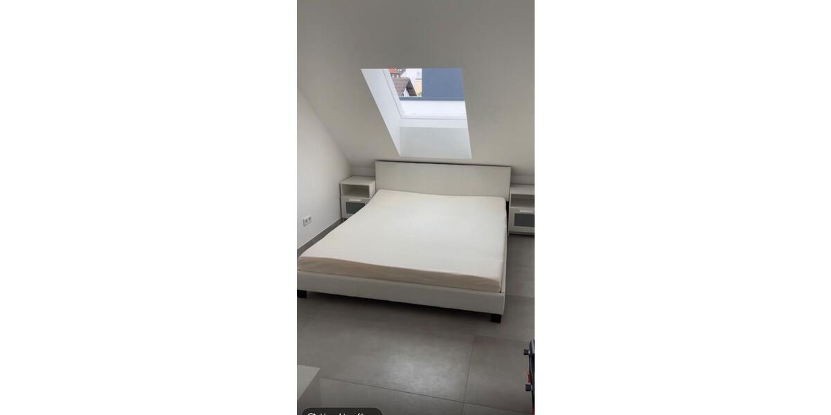 Dachgeschoßwohnung Butzbach - 3 Zimmer, 90 m&sup2;, 1.300&euro; | Angebot:25444859