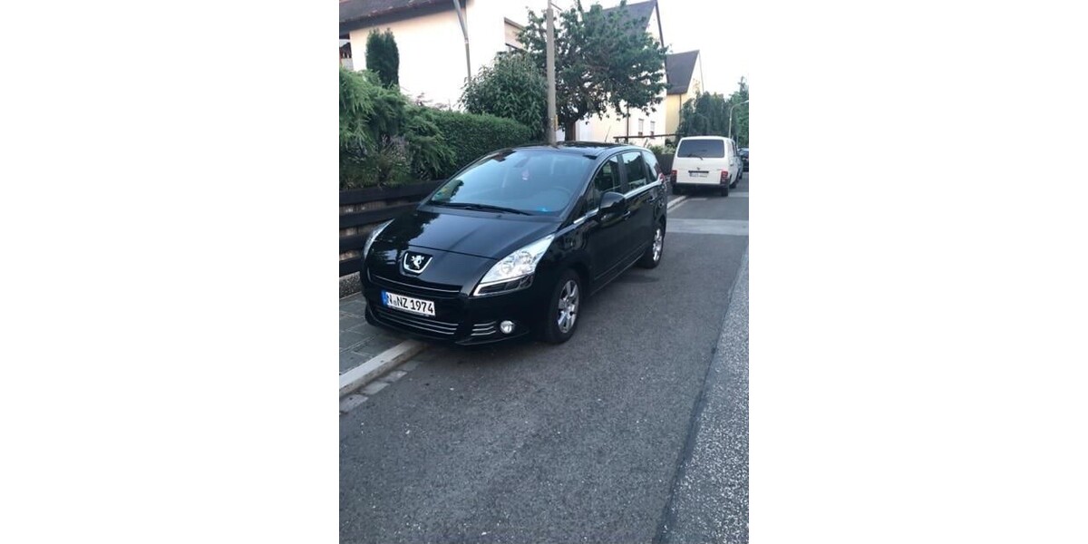 Peugeot 5008 14.000 km 6.990 € Nürnberg 90403