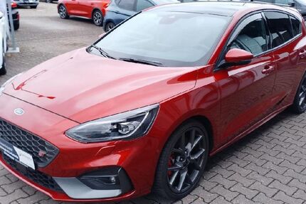 Ford Focus 43.709 km 26.995 € Rheda-Wiedenbrück 33378
