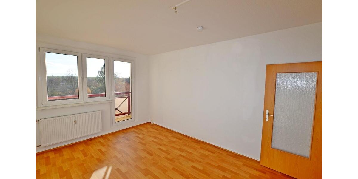 Etagenwohnung Sangerhausen - 3 Zimmer, 61 m&sup2;, 366&euro; | Angebot:26381092