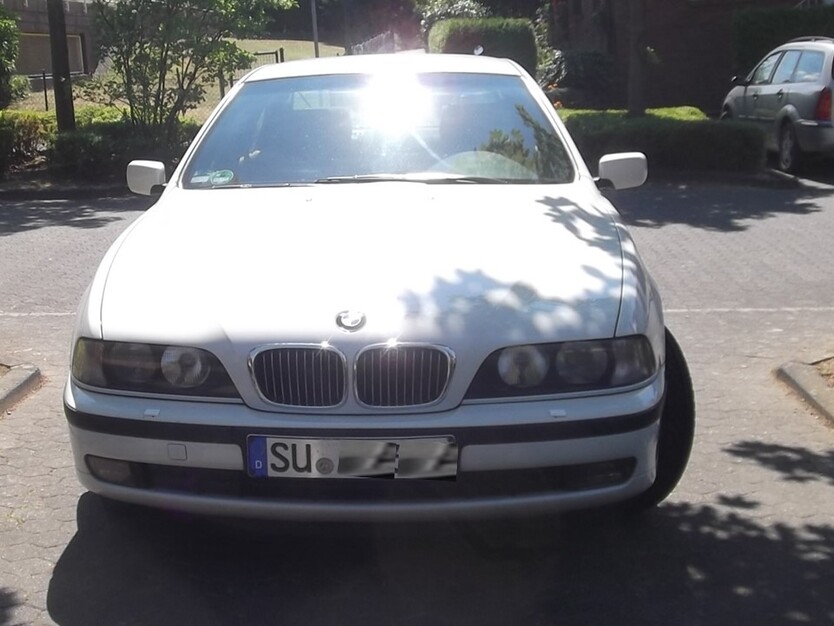 BMW 520 i 166.000 km 6.400 € Troisdorf 53840