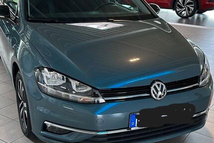 VW Golf 97.000 km 15.500 &euro; Grasleben 38368