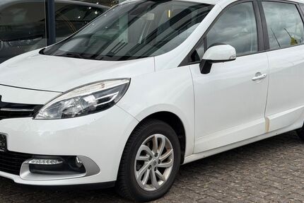 Renault Scenic 123.363 km 4.990 &euro; Gelnhausen - Roth 63571