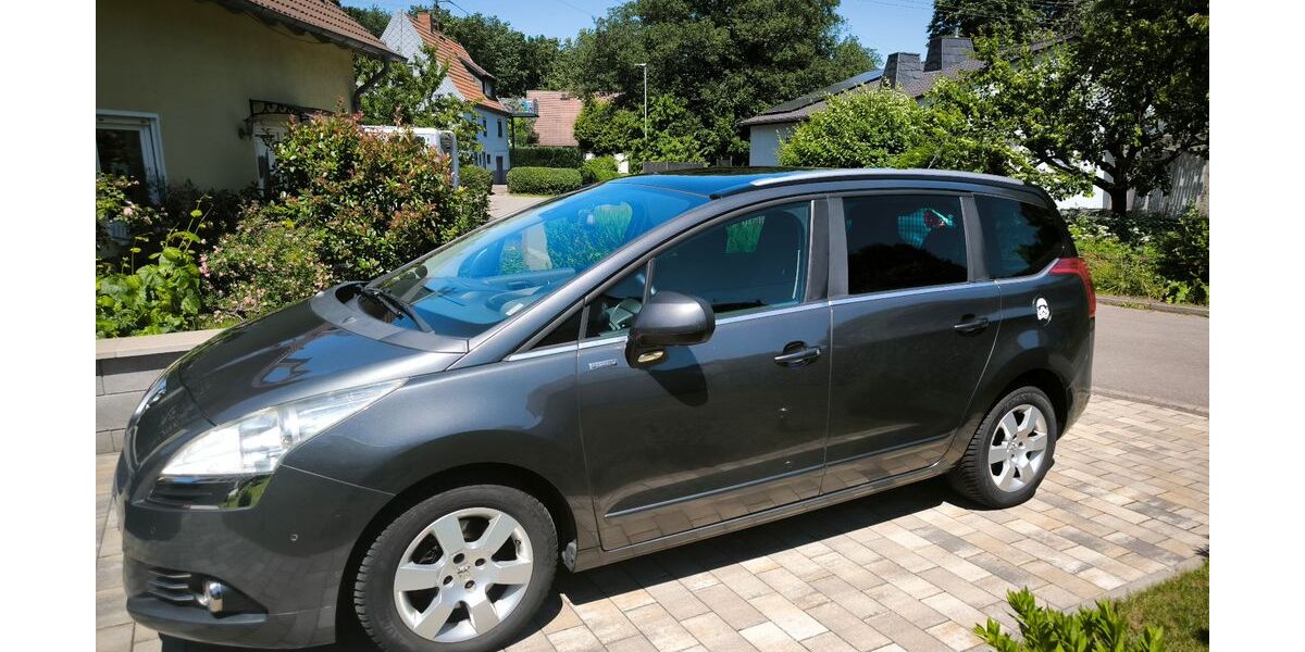 Peugeot 5008 176.900 km 6.000 &euro; Friedrichsthal 66299