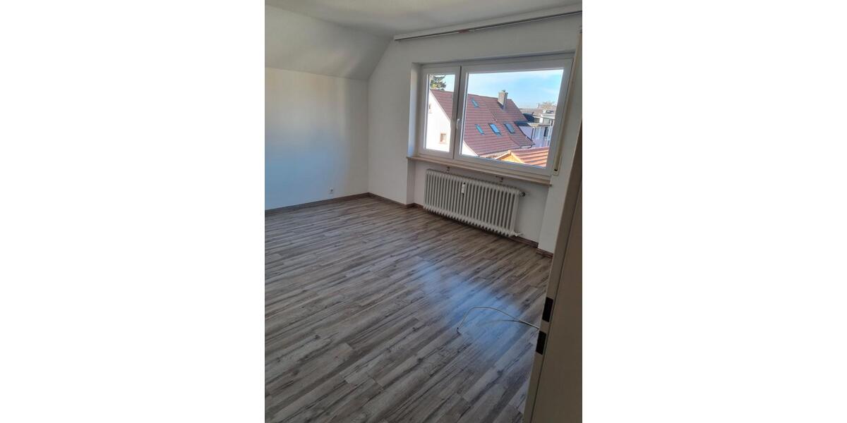 Dachgeschoßwohnung Müllheim - 3 Zimmer, 87 m&sup2;, 329.000&euro; | Angebot:26407438