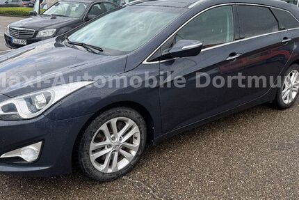 Hyundai i40 199.000 km 3.999 &euro; dortmund 44369