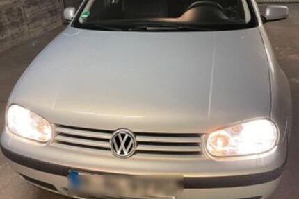 VW Golf 110.000 km 3.999 &euro; Berlin 12587