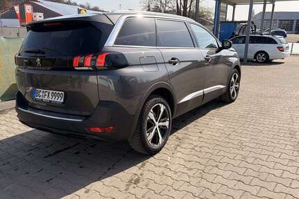 Peugeot 5008 187.000 km 15.900 &euro; Ochsenhausen 88416