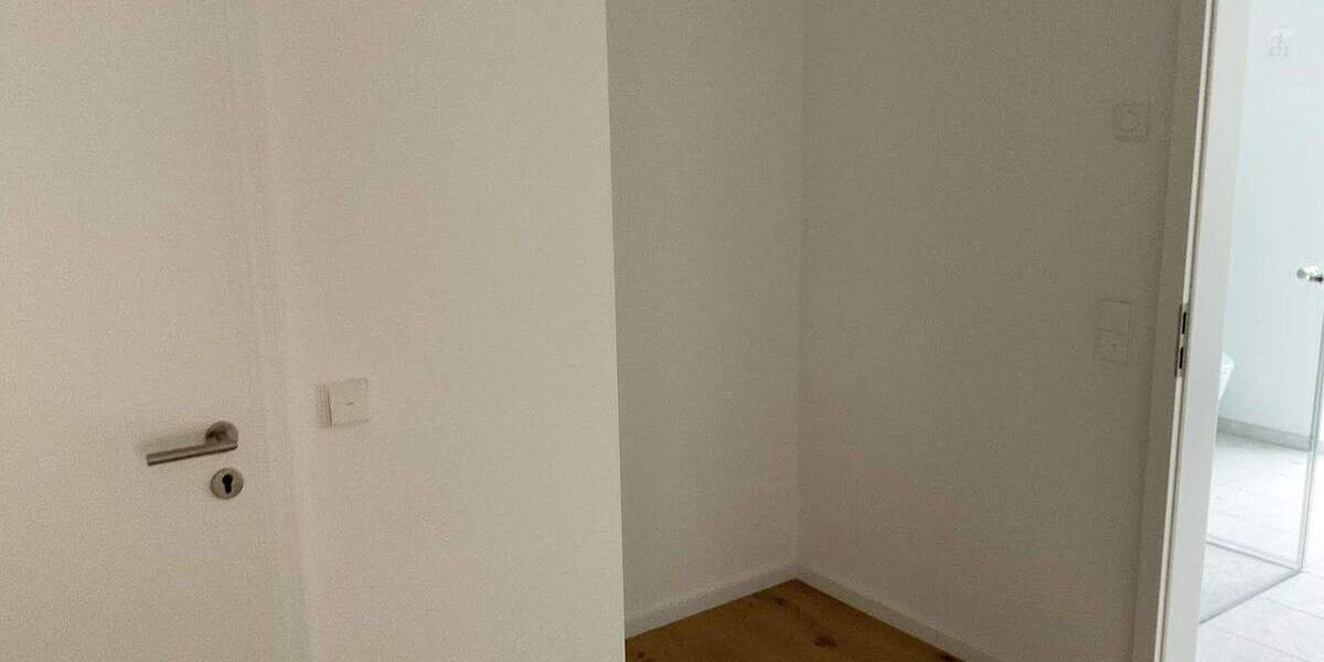 Etagenwohnung Hannover Döhren - 3 Zimmer, 80 m&sup2;, 1.150&euro; | Angebot:24555531